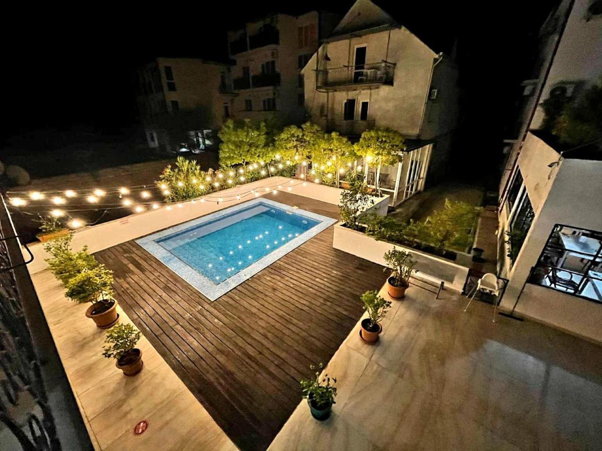 Live Inn Ureki Buitenkant foto